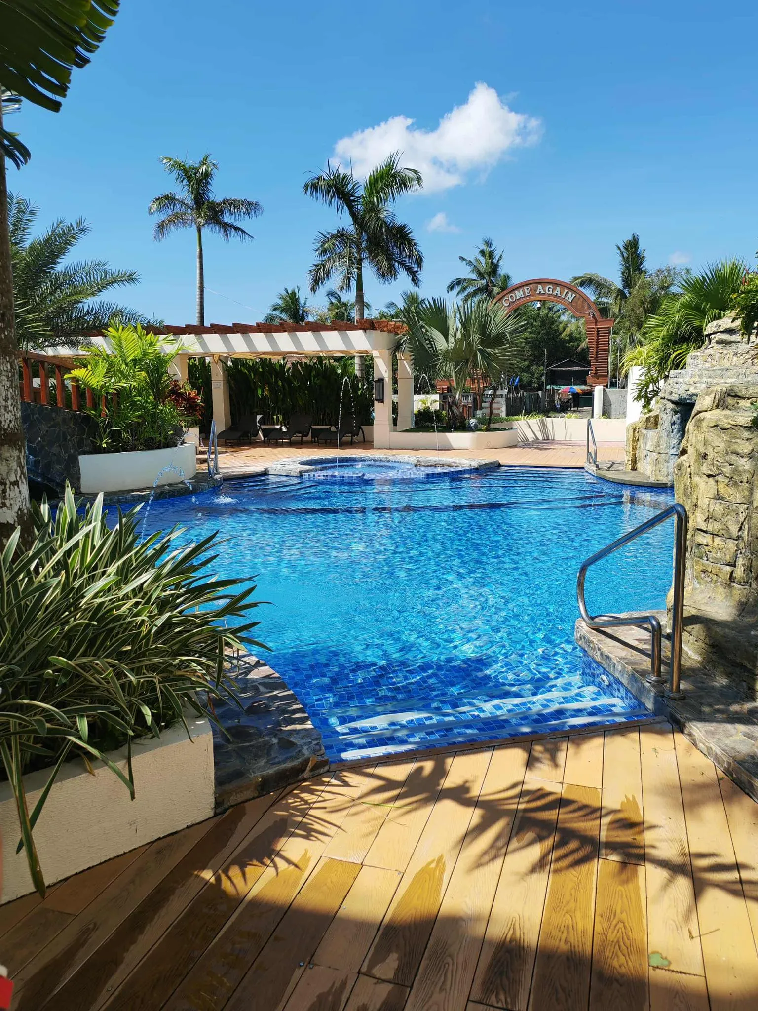 LaSette Resort Hotel